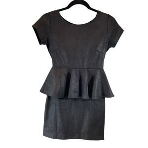 RED by SAKS FIFTH AVE Short Sleeve Black Peplum Dress - Size XS